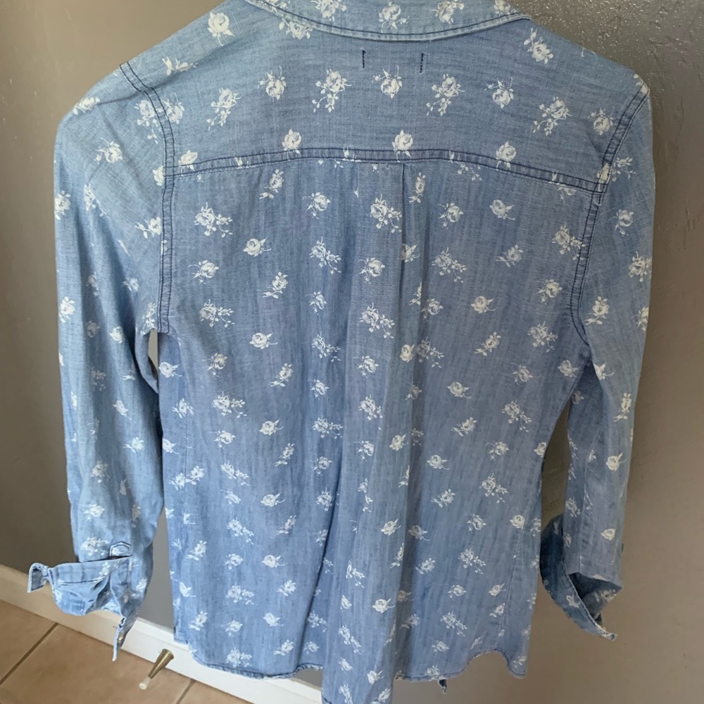 Floral “Denim“ Button Up - Picture 3 of 6